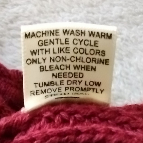 G.H. Bass Maroon Cable Knit Rounded Front Hem Cardigan Sz M - Picture 14 of 14